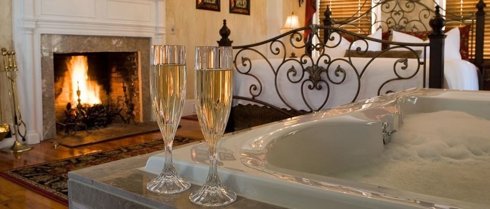Historic Jacob Hill Inn Seekonk Zewnętrze zdjęcie